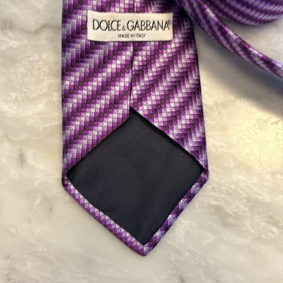 Dolce and Gabbana silk tie - Picture 5 of 5